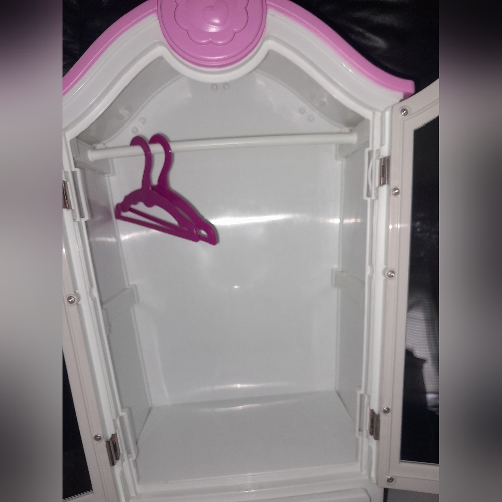Our Generation Doll Wardrobe/Closet (Gently Used) Pink And White For 18" Dolls - Picture 6 of 14